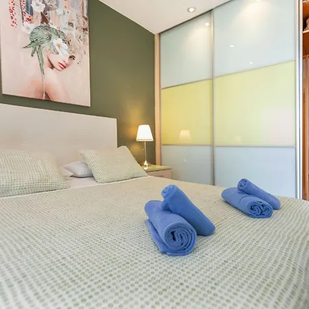 Apartment Sants-Montjuic Rambla Badal By Interhome-2